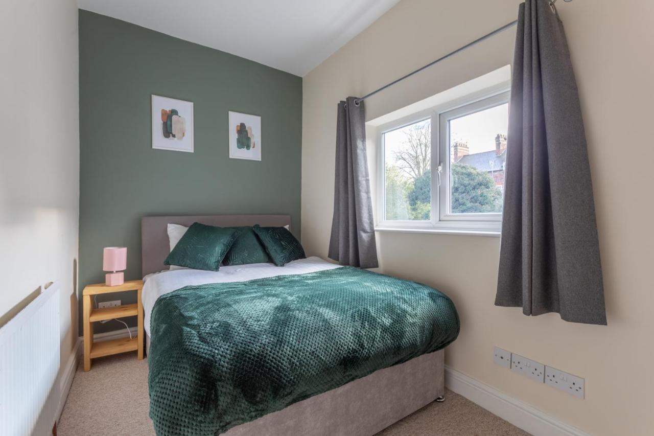 Milton Stays - Cosy 2 Bed House, 15 Min Walk To York City Center, For Up To 6 - With Period Features, Fireplace, Superfast Wi-Fi, Private Garden, Free On Street Parking Exterior foto